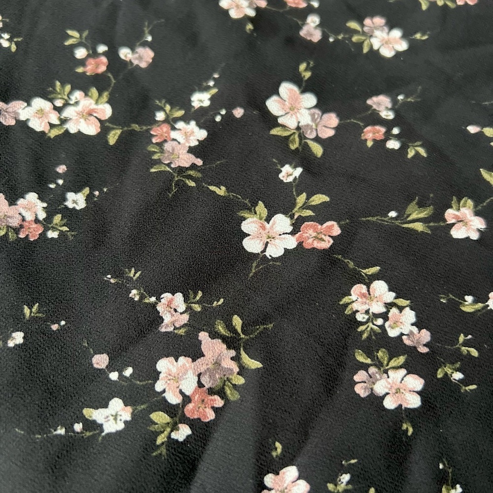 Bardot Sheer One Shoulder Black Floral Top NWT size Small - Picture 7 of 7